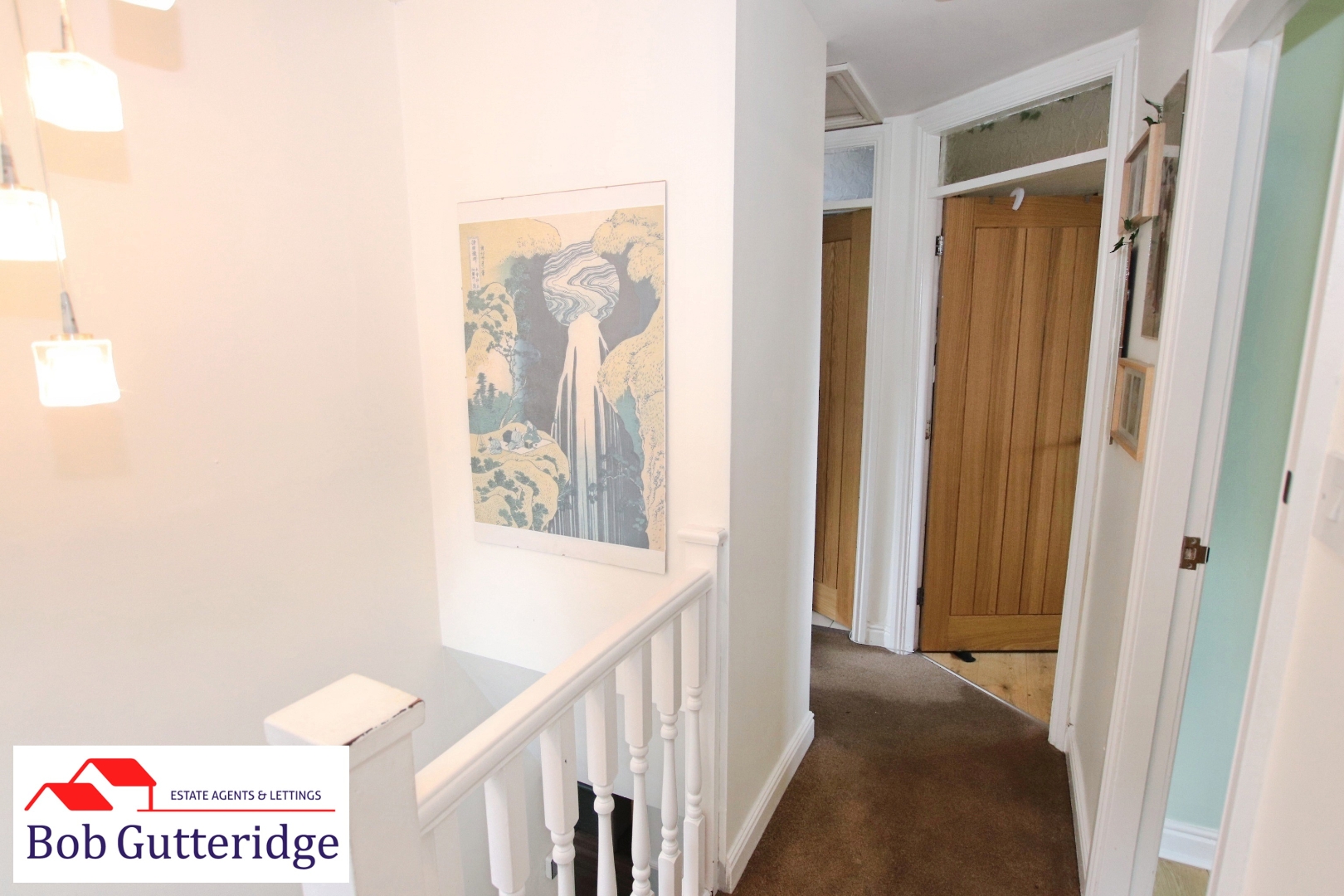 FIRST FLOOR LANDING